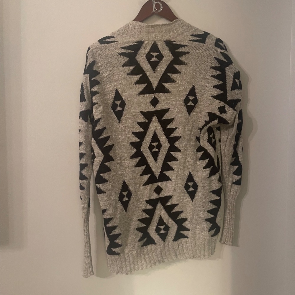 Cardigan - Picture 2 of 3
